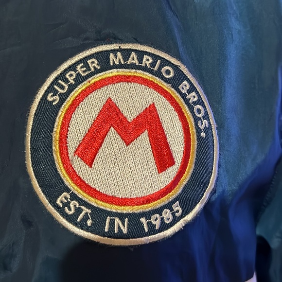 Ninteno Super Mario Bros. Sports Jacket - BoxLunch Exclusive size S - Picture 3 of 13